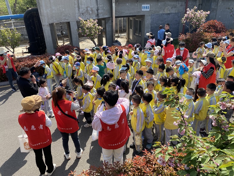 一起“趣”研学：以“绿”之名 启蒙童心